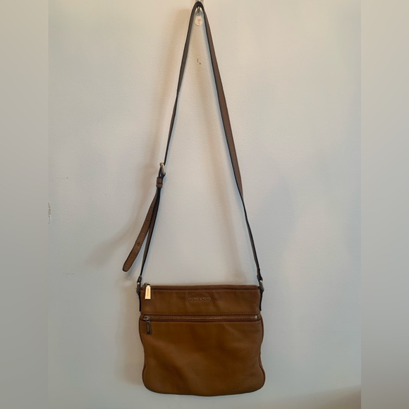 Michael Kors Crossbody - Picture 2 of 5